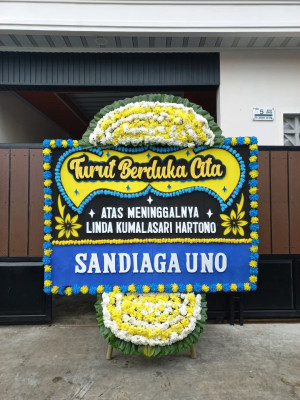 Papan Bunga Duka di Wetar